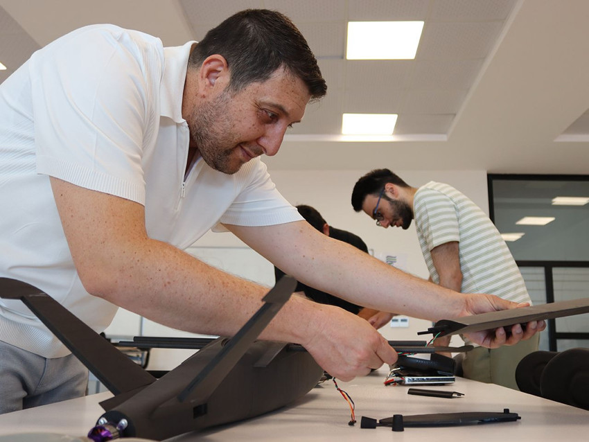 Türkiye'nin üniversiteli gençlerinden tam otomatik çok özel İHA! - Resim: 4