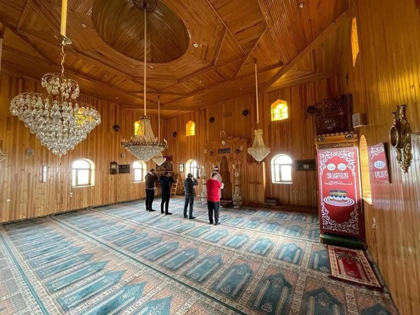 Yangın çıkan cami kül oldu, Kur'an-ı Kerimler ise zarar görmedi - Resim: 2