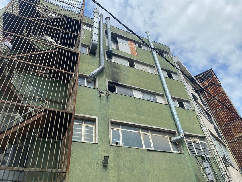 İstanbul'da asansör faciası: 1 işçi hayatını kaybetti - Resim: 2