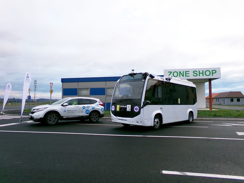 Toplu ulaşımda bir devir değişiyor: OTOKAR'ın sürücüsüz otonom minibüsü testleri geçti - Resim: 3