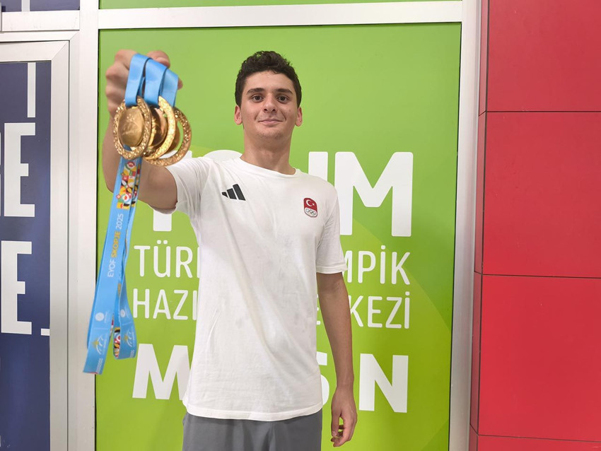 Yaşı küçük ama başarısı çok büyük: 15 yaşında 46 Türkiye rekoru kırdı - Resim: 4