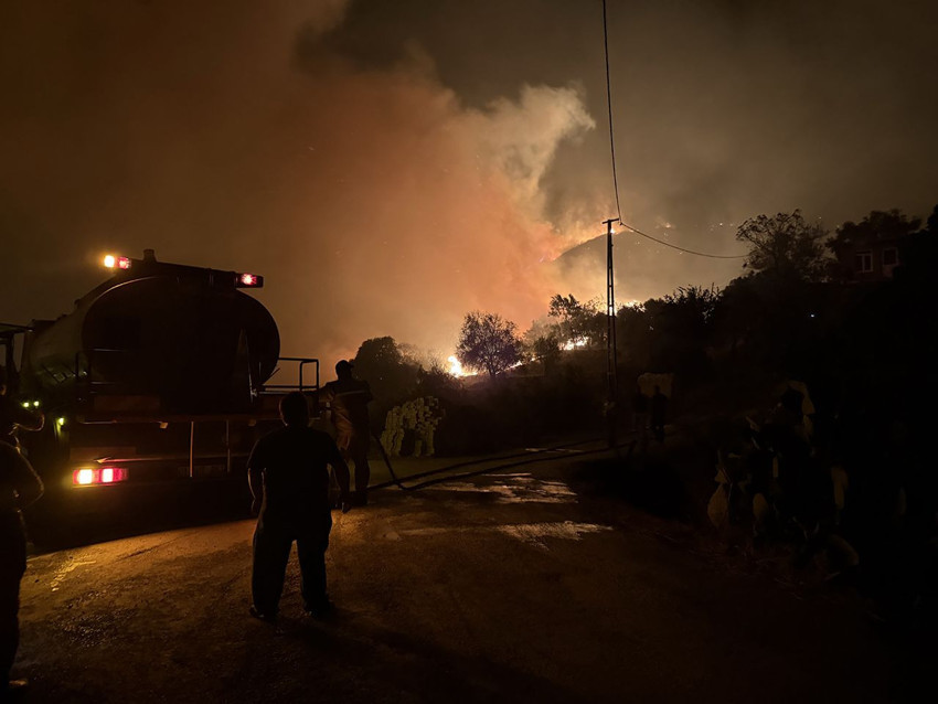 Antalya'da büyük orman yangını: Bazı yerleşim yerleri tahliye edildi! - Resim: 3