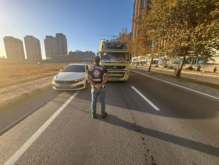 Bu kadarına da pes... Bisiklet yoluna park ettikleri ''şey'' yok artık dedirtti - Resim: 2