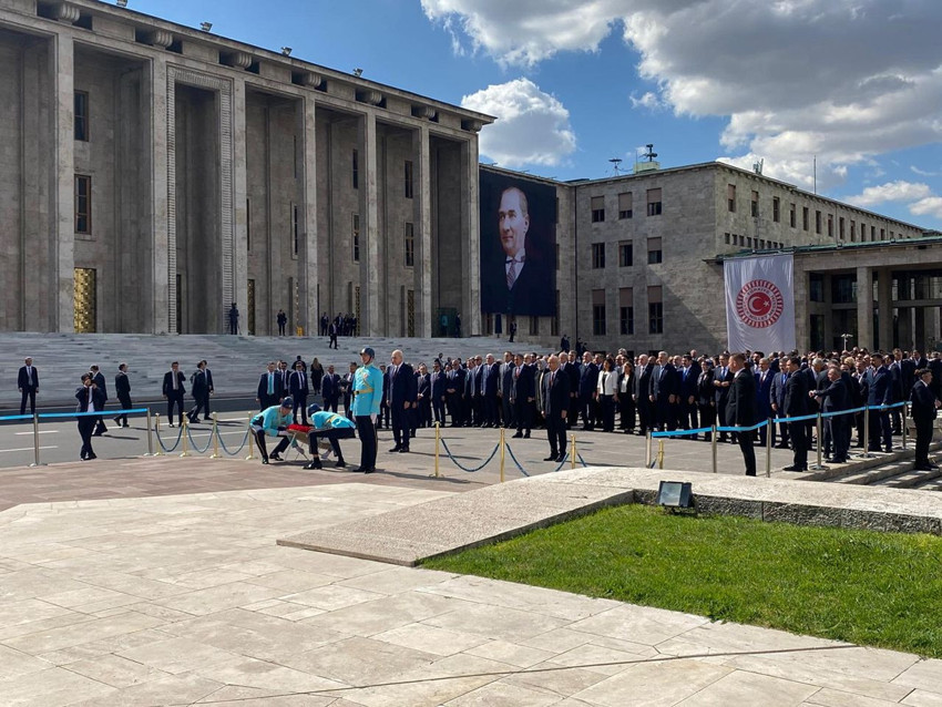 Ankara'da gergin gün... TBMM'de yeni yasama yılı CHP'siz başladı - Resim: 4