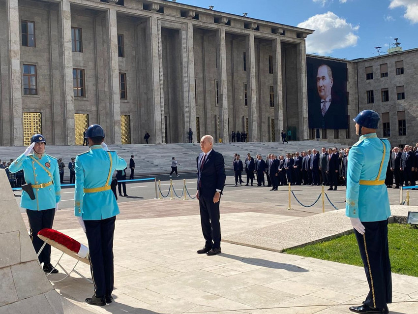 Ankara'da gergin gün... TBMM'de yeni yasama yılı CHP'siz başladı - Resim: 1