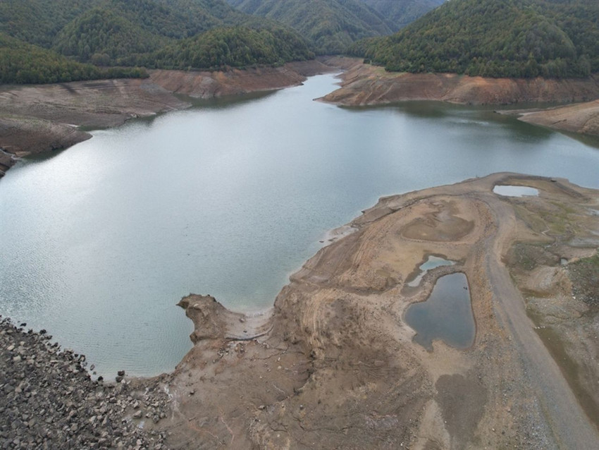 Su kesintileri İstanbul sınırına dayandı: Yalova'da her gün 10 saat sular kesilecek - Resim: 1