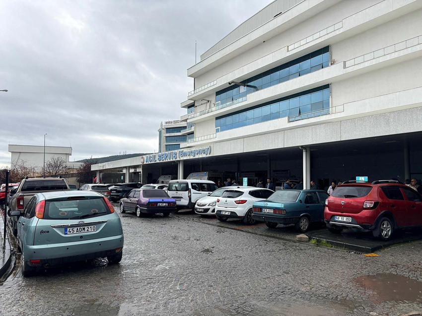 Hastanede kimyasal madde paniği: Ameliyatlar durdu, acil servis boşaltıldı! - Resim: 4