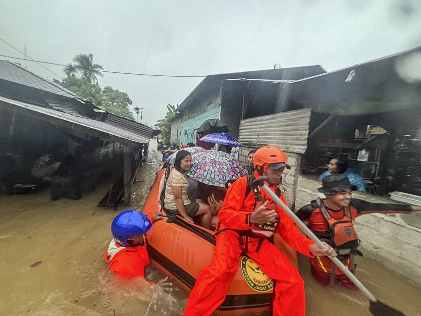 Sel ve heyelan herşeyi yuttu: Ölü sayısı 400'ü aştı - Resim: 3