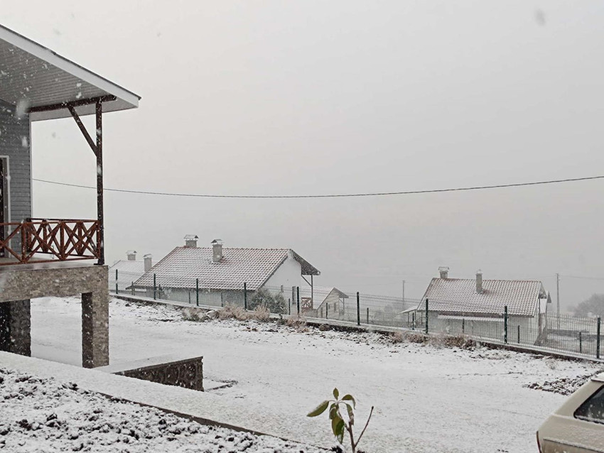 Ankara'da mevsimin ilk karı düştü: Lapa lapa kar yağdı - Resim: 2