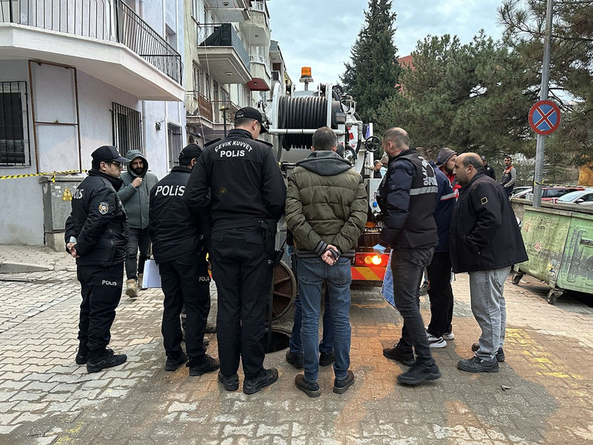 Kanalizasyondan 4,5 aylık cenin çıktı, polis dedektif gibi iz sürüp o kadını buldu - Resim: 2