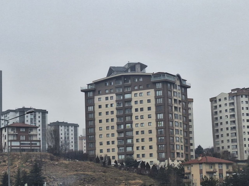 Yapay zeka sanıldı ama değil... Apartman üstü villa çılgınlığında işin aslı ortaya çıktı - Resim: 3