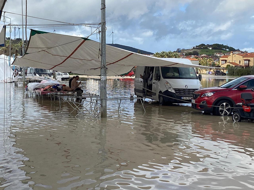 Kuraklığın vurduğu Çeşme şimdi de sular altında kaldı - Resim: 2