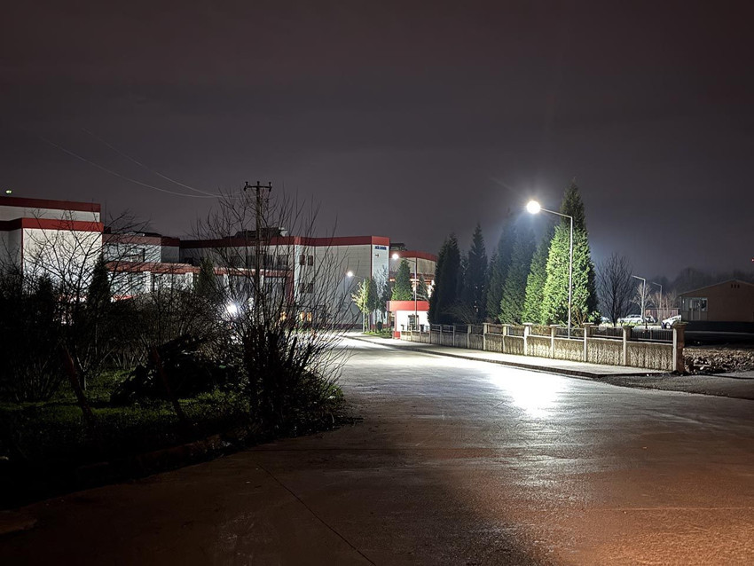 Kadın cezaevinde korkutan yangın: Çok sayıda hükümlü hastanelik oldu - Resim: 2