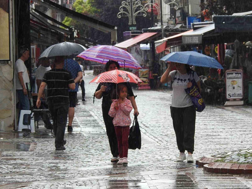 19 ilde sarı alarm: Kuvvetli sağanak, kar ve fırtına geliyor! - Resim: 2