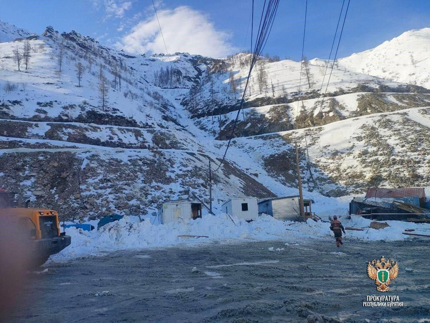 Rusya'da maden sahasında çığ faciası: 6 işçiden acı haber geldi! - Resim: 3