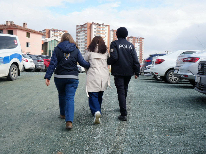 Yeni doğan bebeğini çöpe atan 20 yaşındaki kadının cezası belli oldu! Mahkemeden emsal karar! - Resim: 4