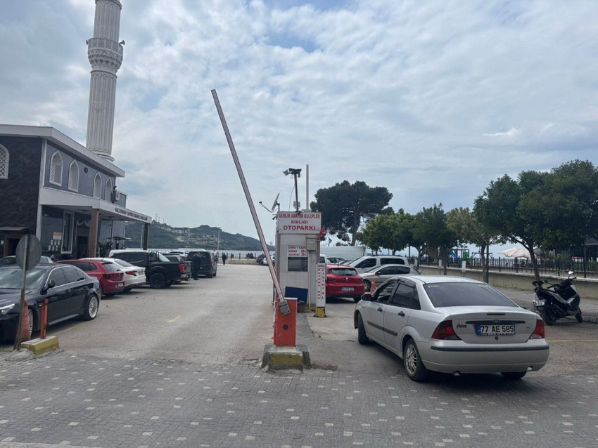 Kamuya ait otopark ve tuvaletlere çökmüşler! Hepsi tek tek geri alındı! - Resim: 3