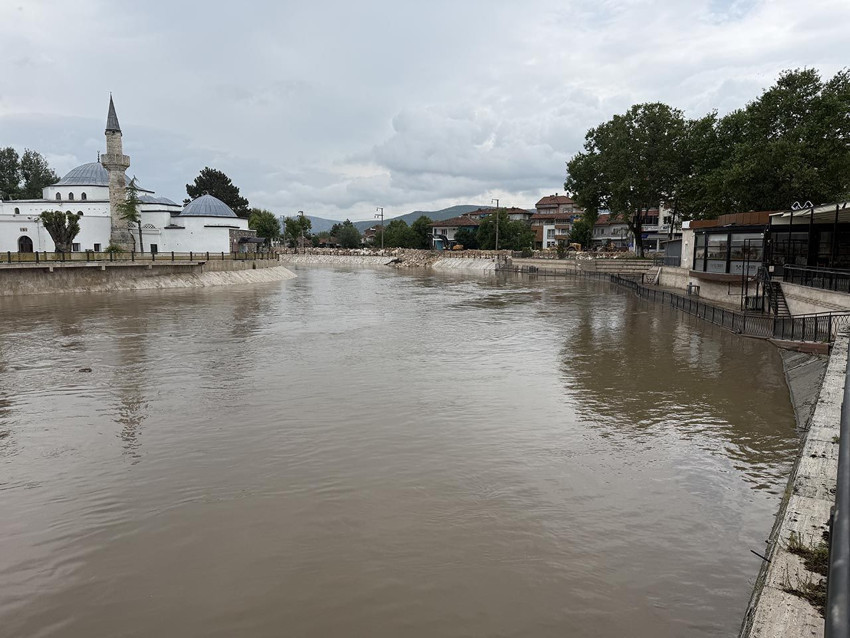 Bir şehir alarmda: Dev kayalarla 9 kilometrelik set çekildi! - Resim: 4
