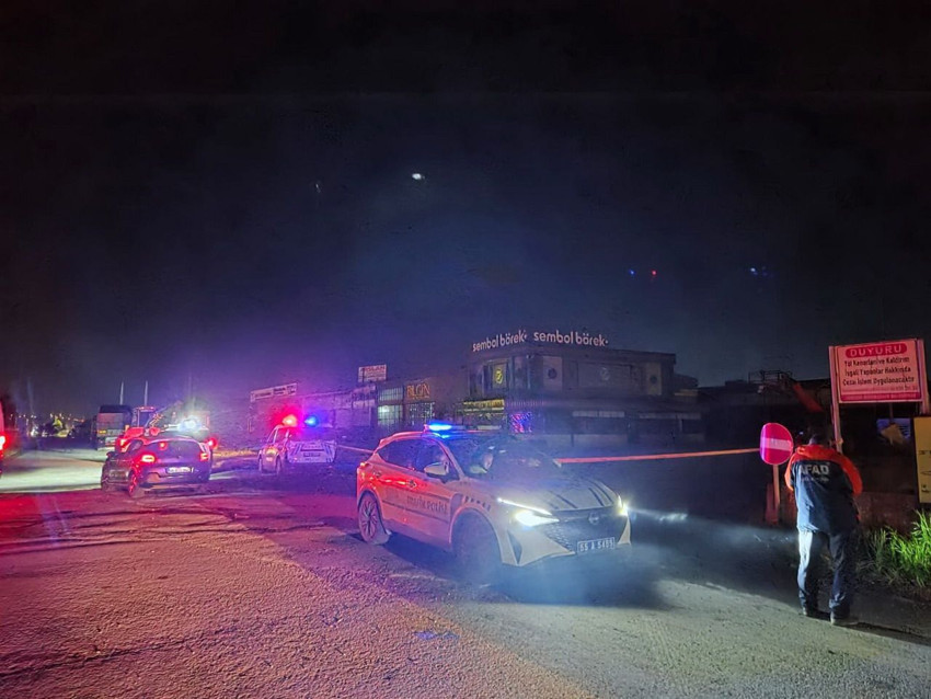 Geri dönüşüm tesisine silahlı saldırıda kimyasal sızıntı! 6 polis hastaneye kaldırıldı! - Resim: 2