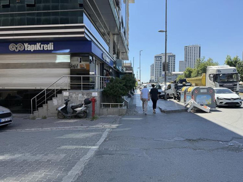 Diyarbakır'ın ardından şimdi de İstanbul: Yapı Kredi'ye bir saldırı daha! - Resim: 2