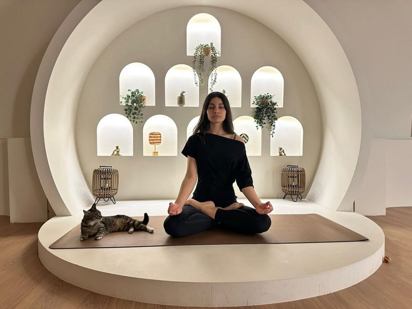 Bu da ''Patili Yoga'' projesi: Kadınlar engelli kedilerle yoga yaptı - Resim: 4