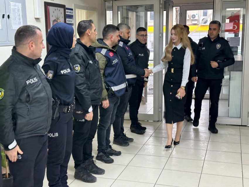 ''Barbie Kaymakam'' Tuğçe Orhan, Resmi Gazete kararıyla Burdur Vali Yardımcılığına terfi etti - Resim: 10