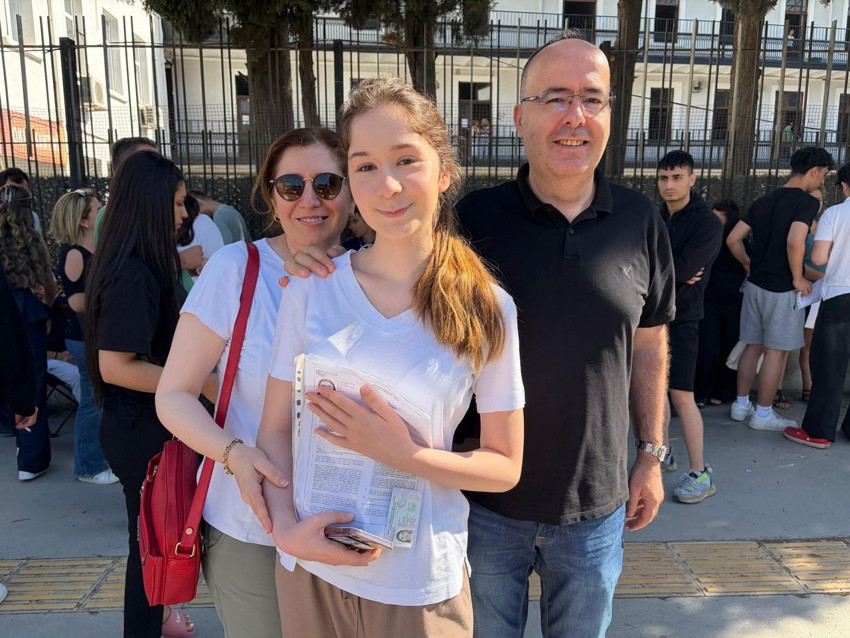 YKS'ye geç kalan öğrenciler okul demirlerinden atladı ama sınava alınmadı - Resim: 4