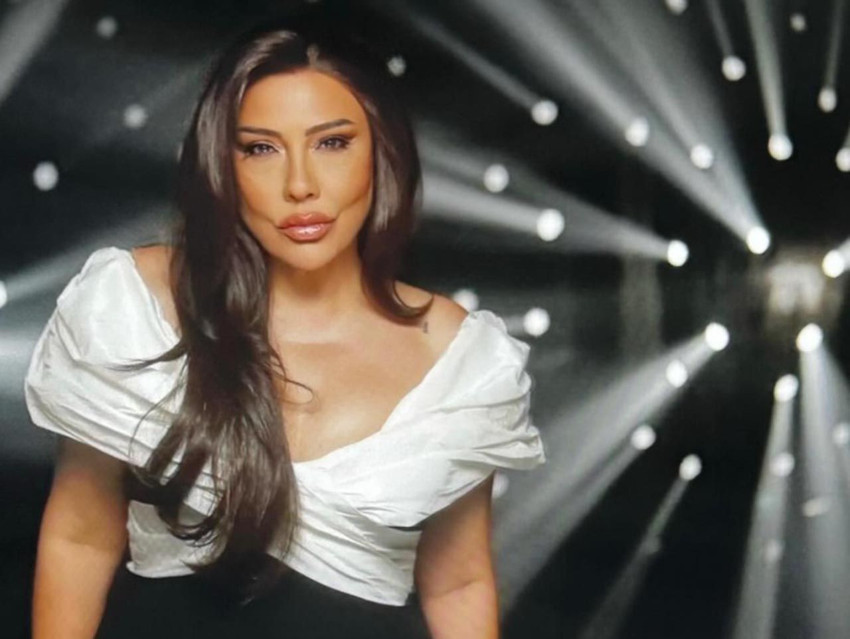 6 ayda 25 kilo birden veren Işın Karaca yaz tatilinde bikinisiyle adeta gövde gösterisi yaptı - Resim: 1