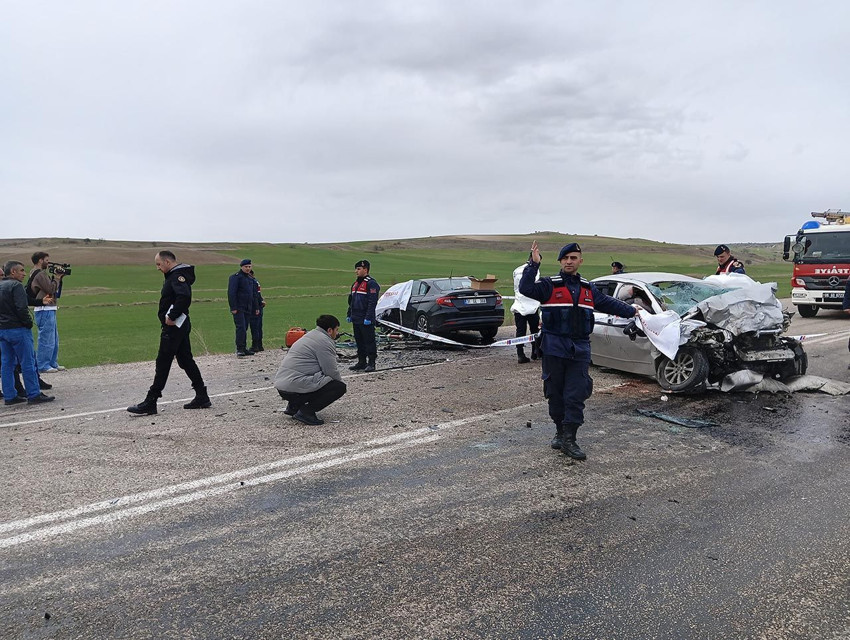 Ankara'da korkunç kaza: 2'si çocuk 6 kişi hayatını kaybetti - Resim: 3