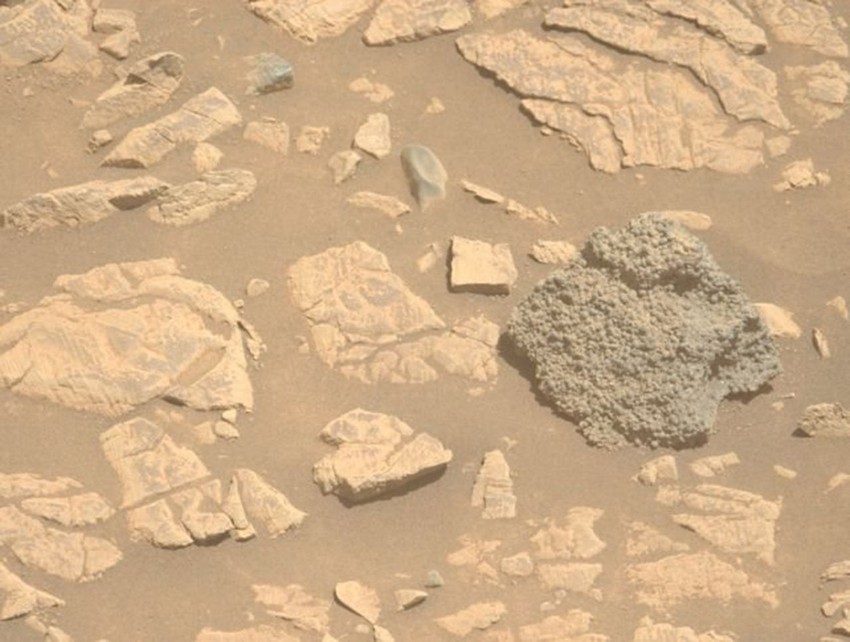 Mars'ta yeni bir kaya keşfedildi - Resim: 2