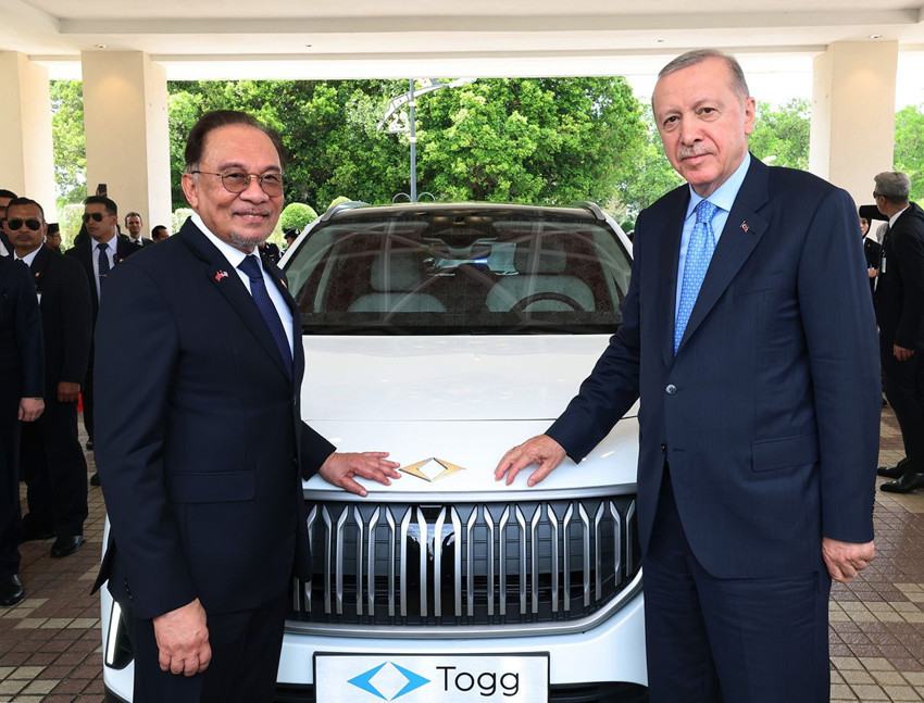 Cumhurbaşkanı Erdoğan, Malezya Başbakanı'na da Togg hediye etti - Resim: 3