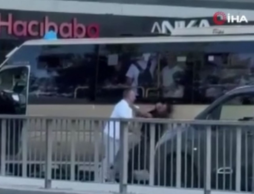 İstanbul trafiğinde ''kornaya niye basıyorsun'' kavgası: Tekme tokat saldırdı - Resim: 3