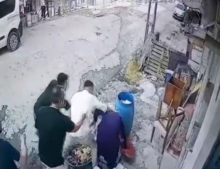 İstanbul'da baba oğuldan yaşlı kadına öldüresiye dayak - Resim: 1