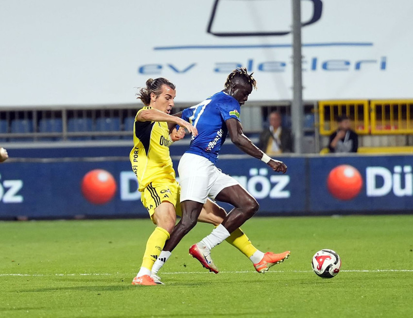 Fenerbahçe’de puan kayıpları devam ediyor: Kasımpaşa'da puanlar paylaşıldı - Resim: 2