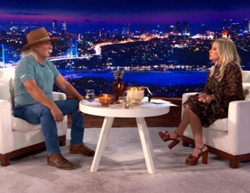 Şener Üşümezsoy'un kas şovuna Saba Tümer'in tepkisi olay oldu - Resim: 1