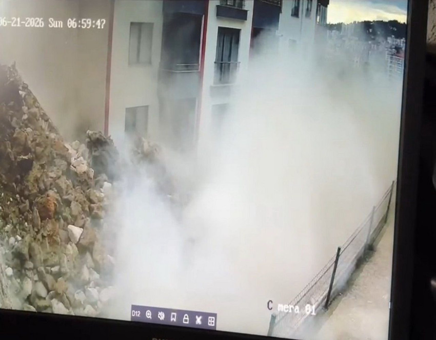 Trabzon'da faciadan kıl payı dönüldü: Çöken istinat duvarından çocuğunu 10 saniyeyle kurtardı - Resim: 2