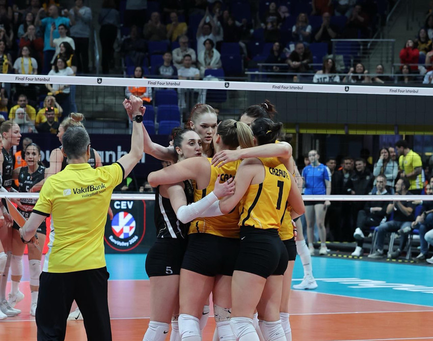 Vakıfbank'ın sultanları filede tarih yazdı: 2-0 geriden gelip, 10'uncu kez finalde! - Resim: 4