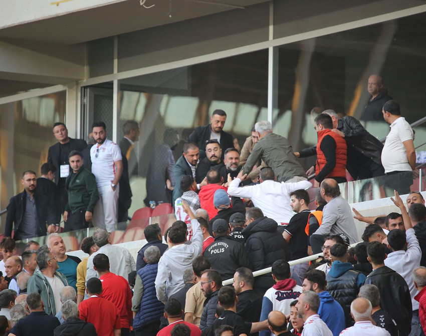 Kulüp başkanı maçın son dakikasında taraftarla tartıştı; polis müdahe etmek zorunda kaldı - Resim: 3