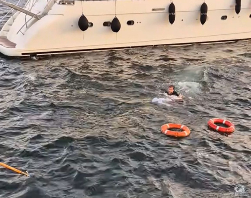 İstanbul Boğazı'nda korku dolu anlar: Denize düşen genç kadını denize atlayıp kurtardı - Resim: 4