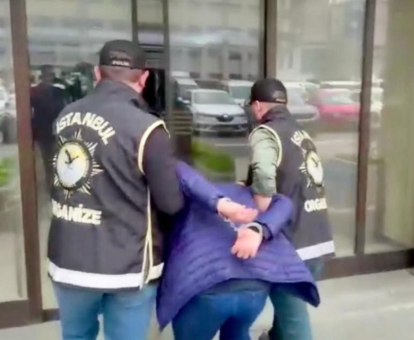 Yabancı uyruklu ByLock’çu FETÖ üyesi havalimanında yakalandı - Resim: 2