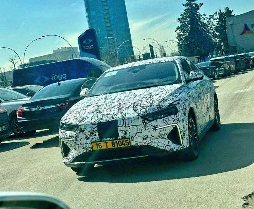 Togg’un yeni sedanı T10F, test sürüşlerine çıktı - Resim: 2