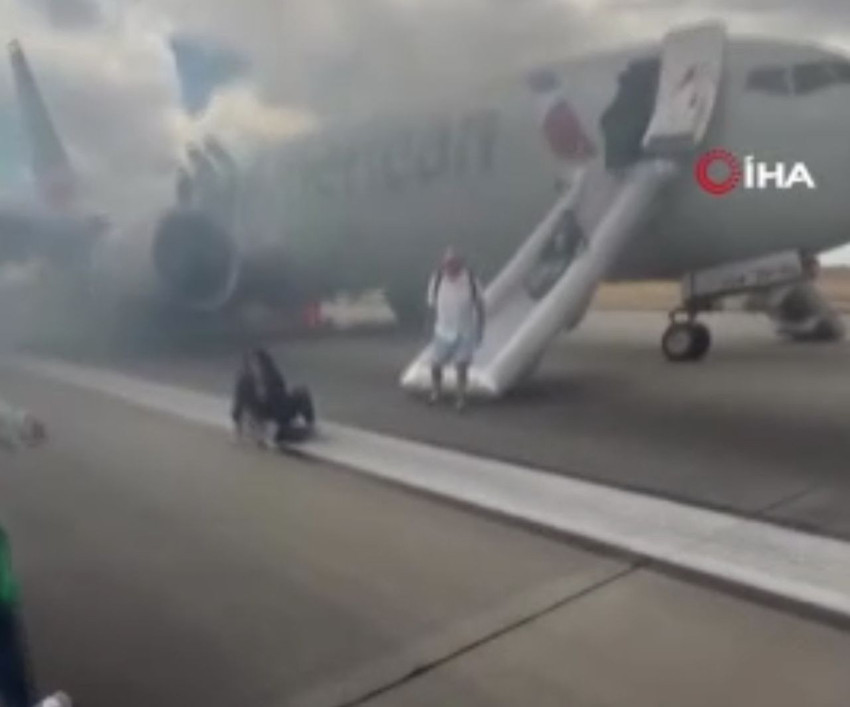 179 kişiyi taşıyan uçakta kalkış sırasında yangın çıktı: Yaralılar var, büyük panik kamerada - Resim: 2