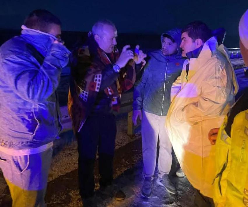 Sağanak ve dolu facia getirdi: 12 araç birbirine girdi, çok sayıda yaralı var - Resim: 4