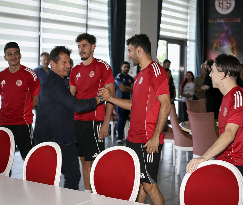 Antalyaspor'da Emre Belözoğlu dönemi sona erdi - Resim: 3