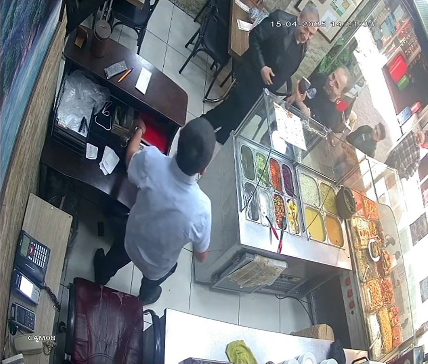 İşte Sırrı Süreyya Önder'in kalp krizinden önceki son görüntüsü - Resim: 2