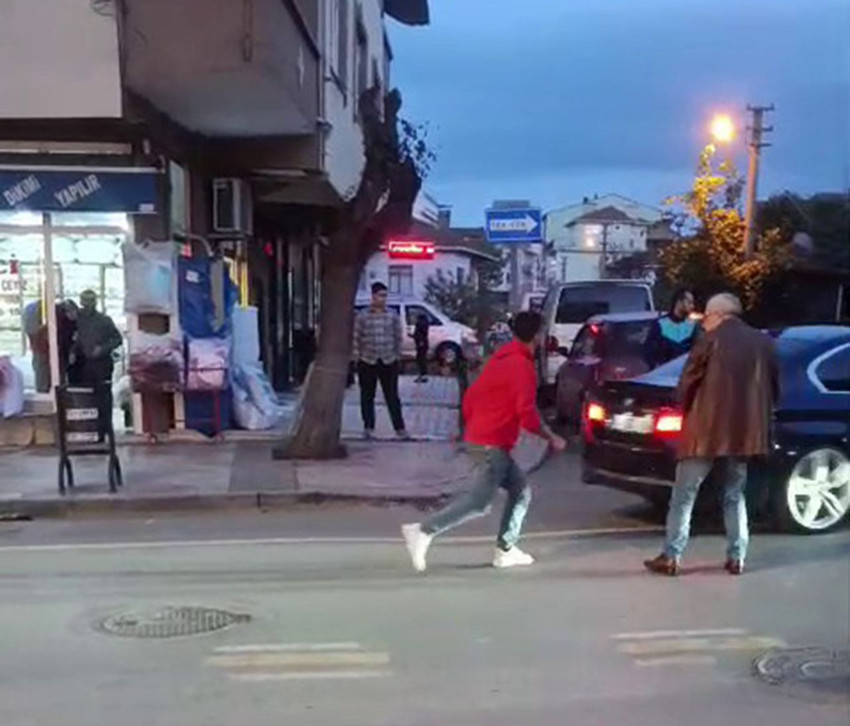 Sokak ortasında ''ihanet'' cinayeti: Aracın içerisinde defalarca bıçakladı - Resim: 3