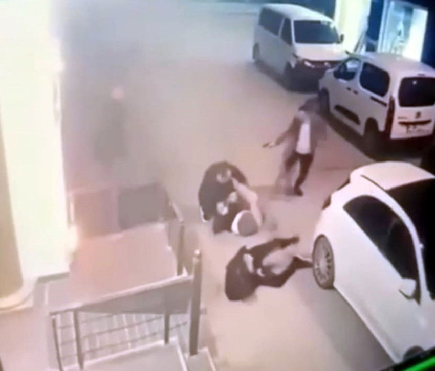 Otel sahibi baba ve oğlunun öldürüldüğü cinayet anı kamerada - Resim: 4