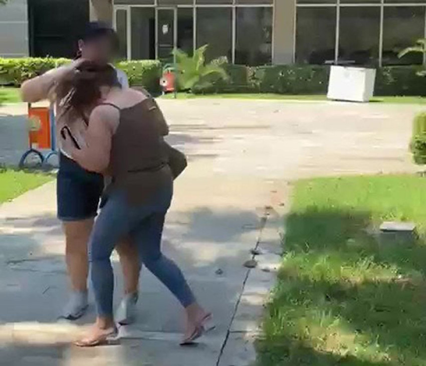 Kendisini aldatan eşini dedektif gibi takip edip suçüstü yapan kadın diğer kadına kabusu yaşattı - Resim: 3