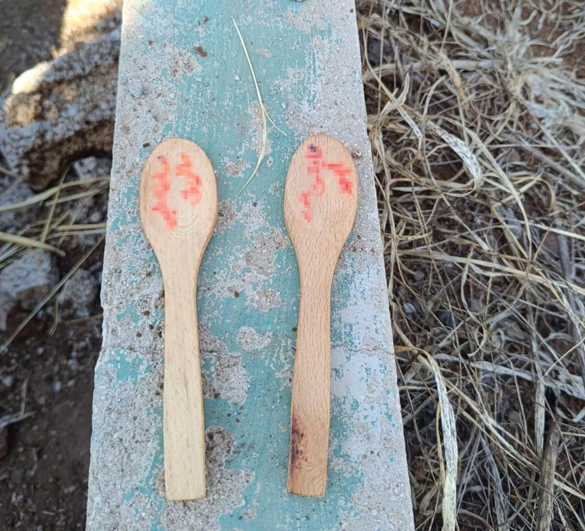 Mezarlıktan çıkanlar şoke etti: Kazmayı vurdukları her yerden büyü çıktı! - Resim: 3