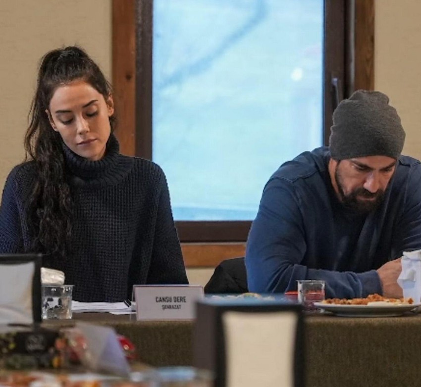Cansu Dere ile İbrahim Çelikkol'un Binbir Gece Masalı'ndaki bölüm başı ücretleri dudak uçuklattı - Resim: 2